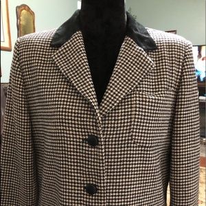 Wool blend hounds tooth jacket